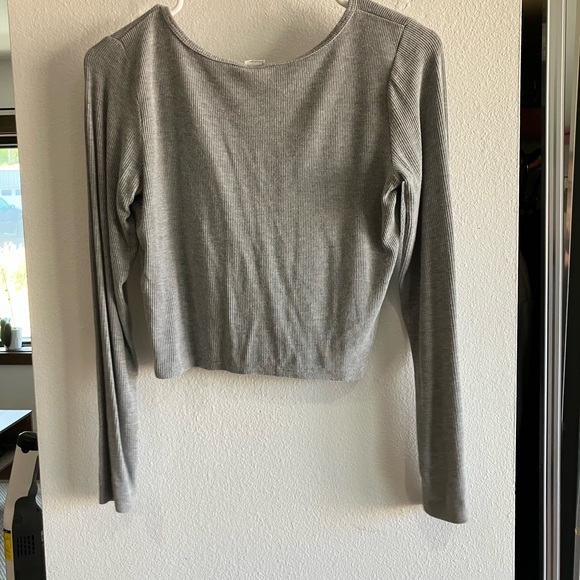 Gilly Hicks Gray Button-Up Ribbed Blouse - Picture 2 of 4